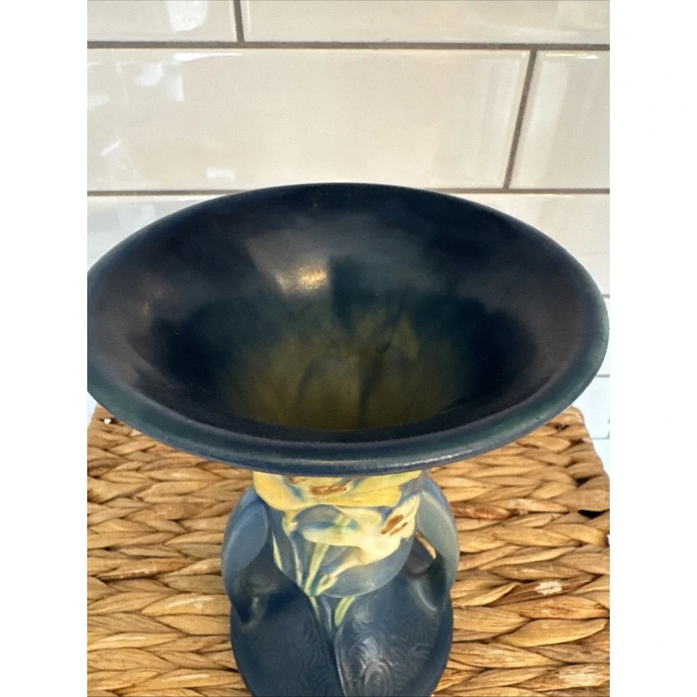 Roseville Pottery Zephyr Lily‎ 132-7